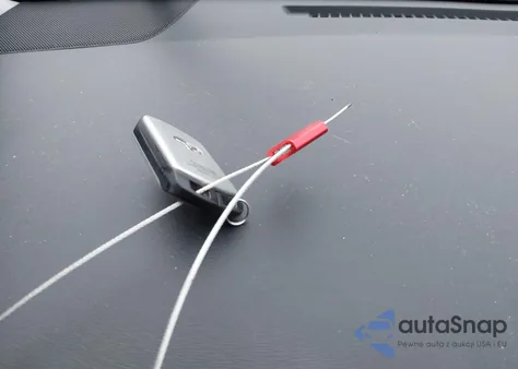 2014 Toyota Sienna Xle V6 8 Passenger z USA, uszkodzony, nr VIN 5TDYK3DC2ES457089